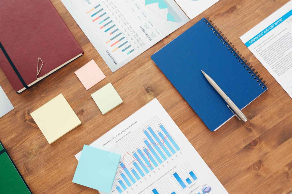 business flat lay background       utc x